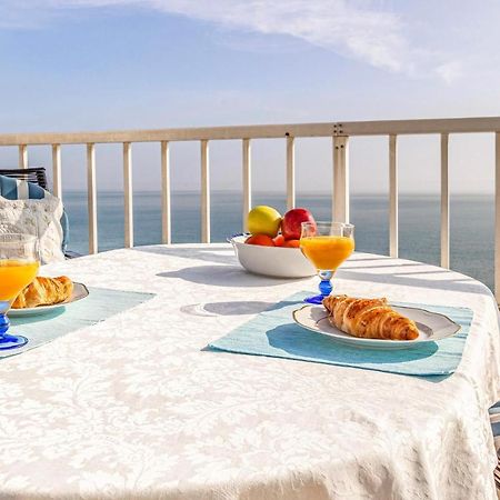 Cozy Apartment In Benalmadena With House Sea View Exterior foto
